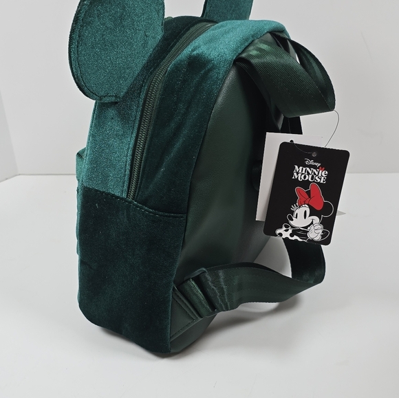 Disney Bioworld Minnie Mouse Quilted Velvet Mini Backpack Nwt - Picture 3 of 5
